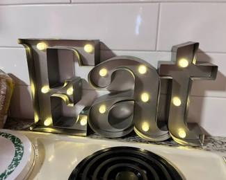 LIGHTED METAL EAT SIGN