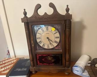 MANTEL CLOCK