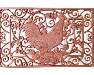 JIFI922 Wrought Iron Decorative Doormat Appears to be new or never used Metal decorative doormat with rooster decor.
