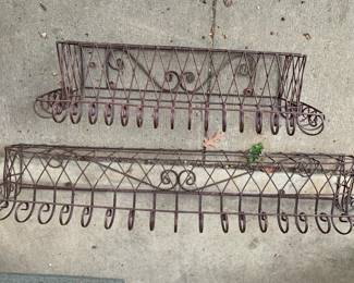 iron plant/pot holders