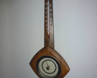 RARE MCM WEATHER STATION