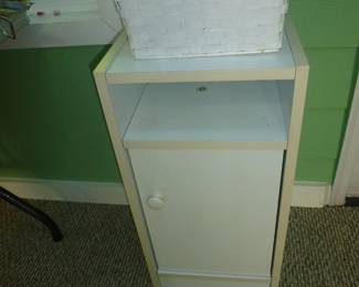 SMALL CABINET & BASKET