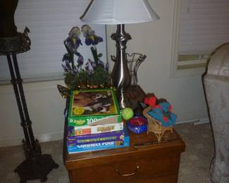 VINTAGE LANE END TABLE