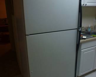 SEARS REFRIGERATOR 20CF 