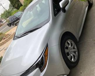 2020 Toyota Corolla LE - Mileage 27,073  - Color: Silver
