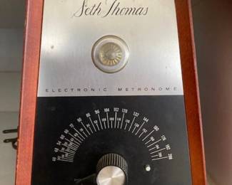 Vintage Seth Thomas electric metronome
