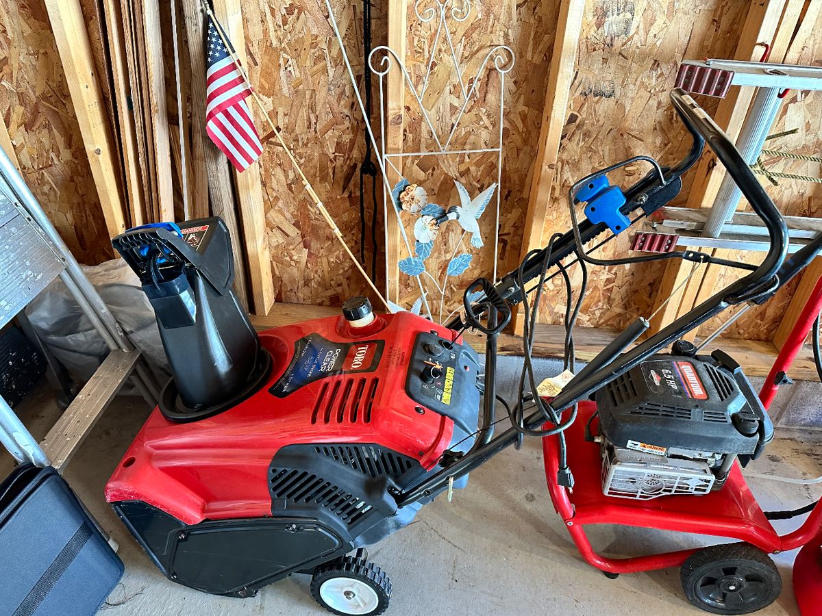 Lake Station Indiana Estate Sale! The Ageless... starts on 10/19/2023