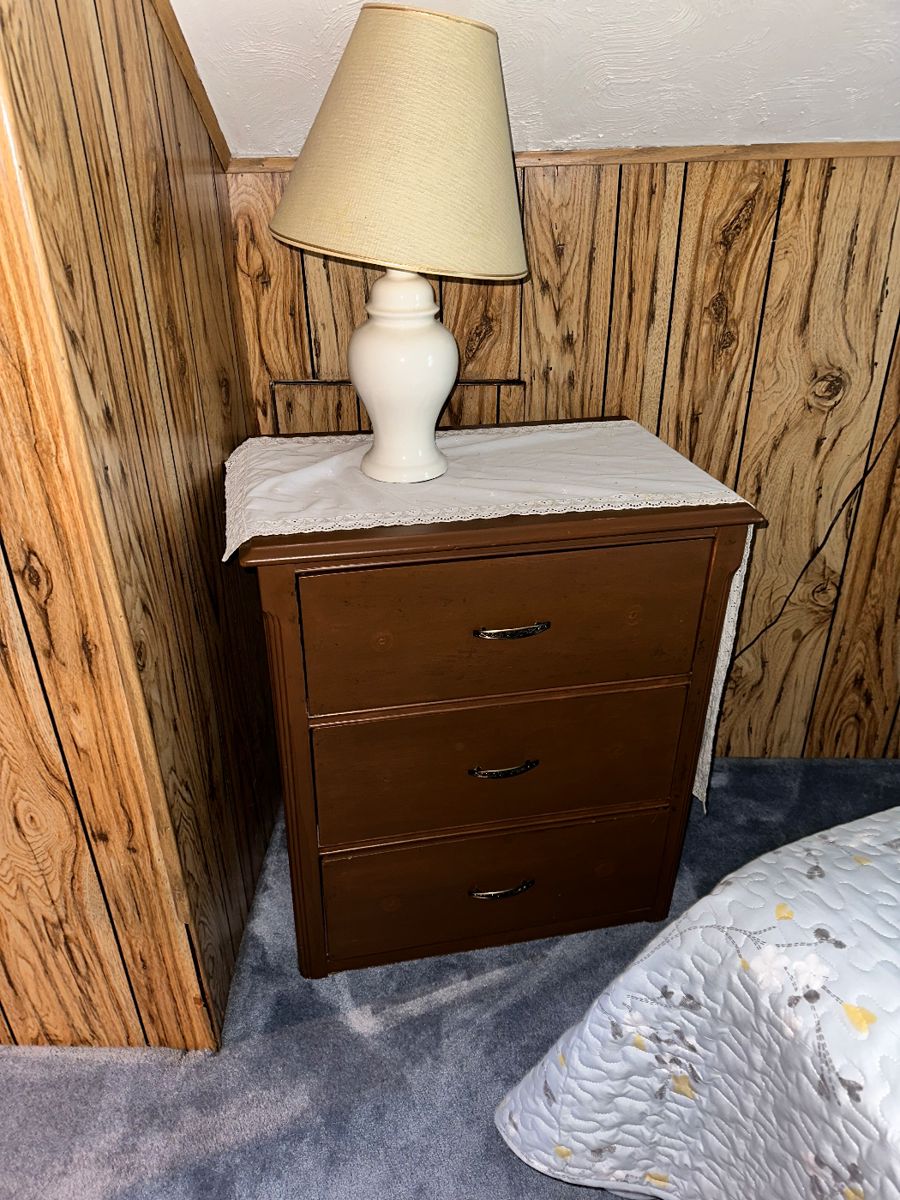 Lake Station Indiana Estate Sale! The Ageless... starts on 10/19/2023