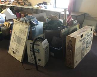 Fill a shopping cart for $40 area (Amazon folding bags are $5 each)