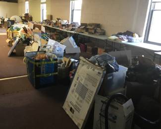 Fill a shopping cart for $40 area (Amazon folding bags are $5 each)