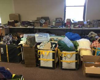 Fill a shopping cart for $40 area (Amazon folding bags are $5 each)