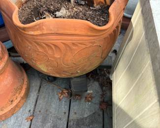 Garden pots