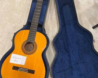 Alvarez Model 5100 guitar