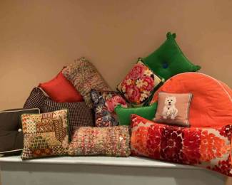 Throw A Pillow Party