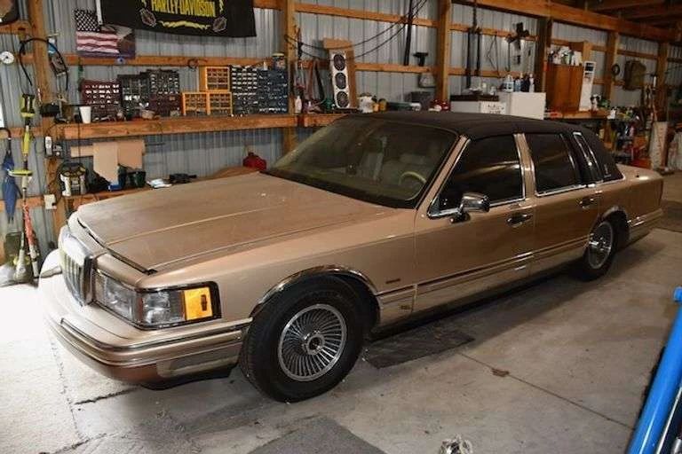 ESTATE AUCTION in Beaverton, MI starts on 10/19/2023