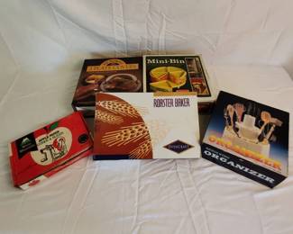 Assortment of Kitchen Accessories