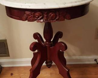 Beautiful Round Marble Top Accent Table