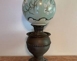 Hand Painted Gone with The Wind Lily Lamp