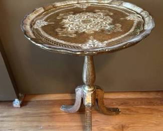 Italian Florentine Gold Gilt Wood Side Table Toleware Tole 1950s