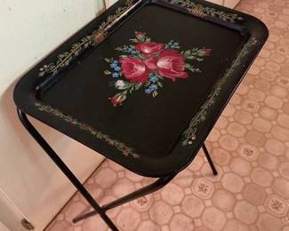Vintage Metal TV Tray 1950s Floral Design