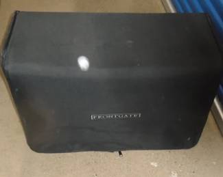 FRONTGATE QUEEN AIR BED