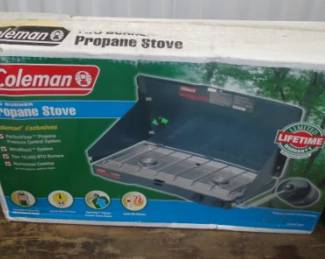 COLEMAN CAMP STOVE