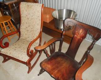 ROCKING CHAIRS