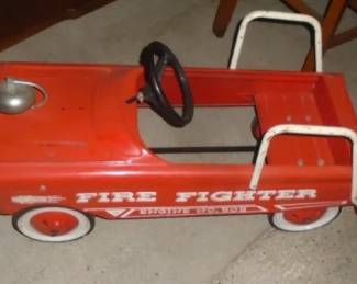 AMF FIRE FIGHTER PEDDLE CAR