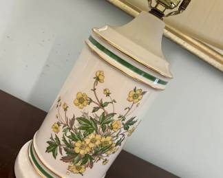 103 Cottage Floral Ceramic Table Lamp X2min