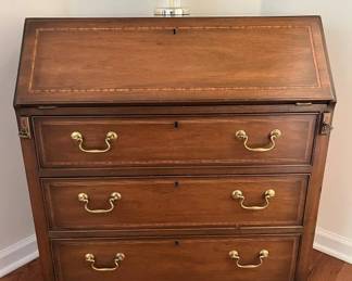 103 Kittinger Secretary Deskmin