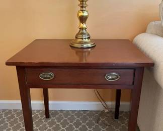 103 Kittinger Williamsburg 1Drawer Side Table X2min