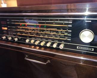 CLOSE UP VIEW OF RADIO BANDS AND OPERATIONAL BUTTONS RARE GRUNDIG MID-CENTURY STEREO CONSULE ALL ELECTRONICS WORKS WELL INCLUDING 4 BAND RADIO'S AND RECORD TURN TABLE - GREAT SIZE IN LENGTH AND IS ONLY 31"L