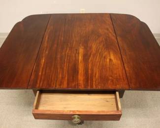 TOP VIEW OF AMERICAN FEDERAL FLAME MAHOGANY DROP BREAKFAST/CARD TABLE WITH ORIGINAL HARDWARE AND CARVED HARRY PAW FEET & LEGS PHILADELPHIA CIRCA 1810-1825 EXCELLENT CONDITION