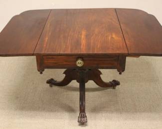 OPEN FUNCTIONAL AMERICAN FEDERAL FLAME MAHOGANY DROP BREAKFAST/CARD TABLE WITH ORIGINAL HARDWARE AND CARVED HARRY PAW FEET & LEGS PHILADELPHIA CIRCA 1810-1825 EXCELLENT CONDITION