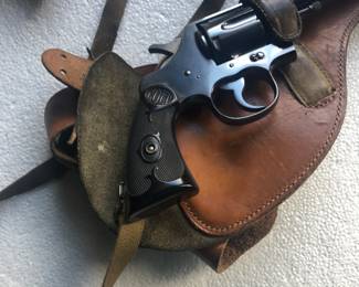 CLOSE UP VIEW OF COLT 38 - ANTIQUE 6"BARREL SERIAL # 448214 IN MINT CONDITION WITH LEATHER HOLSTER - WILL BE REMOVED FROM GALLERY EACH NIGHT - MUST OBTAIN HAND GUN PERMIT