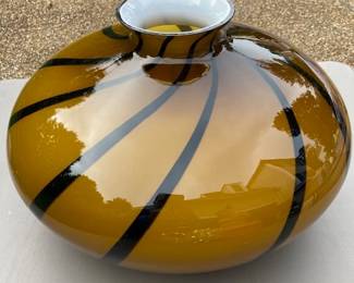 art glass vase