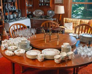 Large lazy Susan table