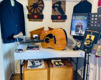 1979 Yamaha acoustic Natural guitar , great Lone star beer sign pair and more vintage fun