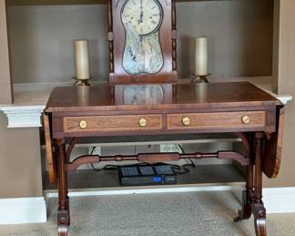 Vintage Southhampton Regency Style Drop-Leaf Table