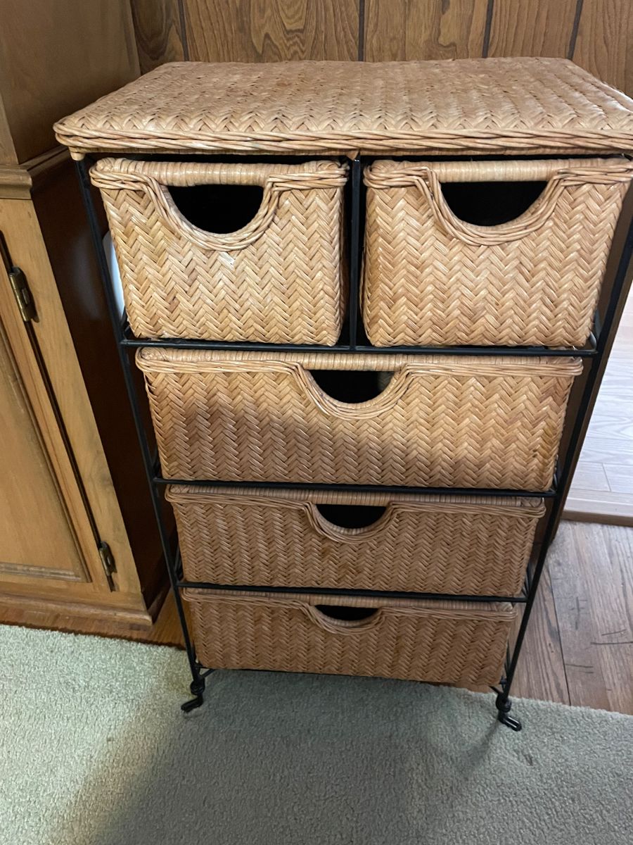 Sugar Creek Area by Divine Estate Sales starts on 10/26/2023