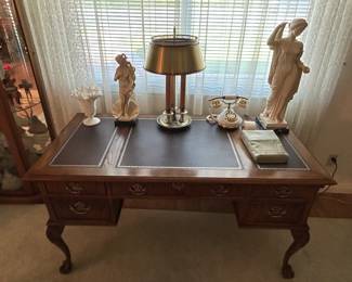 Gorgeous leather topped desk by Hooker furniture.