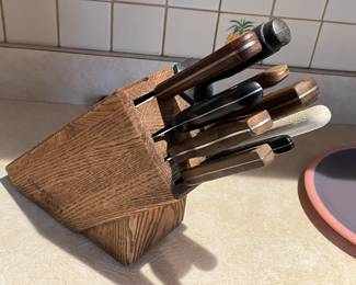 Knife block