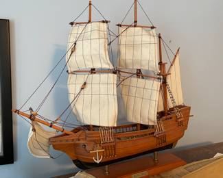 Mayflower ship model 