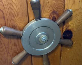 Miniature ships wheel