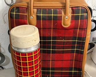 Vintage thermos & picnic