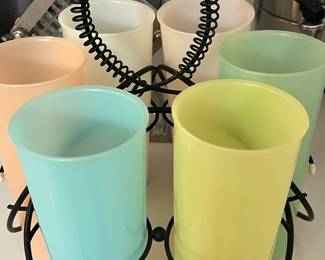 TUPPERWARE glass set