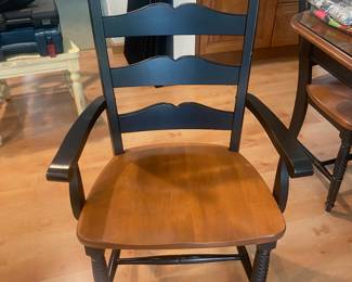 MH-MANOR HOUSE FARM(FROM CANADA) TABLE W/8 ARMLESS AND 2 ARM CHAIRS 2 LEAVES AND ALL PADS. ALSO INCLUDES LARGE GLASS TOP THAT COVERS TABLE WITH 2 LEAVES IN. 108" TOTAL LENGTH. 68" PLUS 2-20"LEAVES.