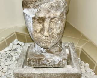 CLose-up of fountain 