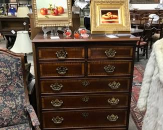 Vintage Drexel Chippendale cross banded mahogany 5 drawer chest of drawers from the 18th century line