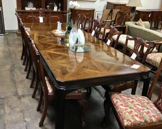 Vintage Drexel Heritage cherry dining table from the Accents Francias Collection. 76” without 18” leaf inserts, 130”  fully extended.  